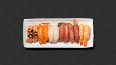 Nigiri Deluxe med friske fisk hos sushi restaurant i Næstved